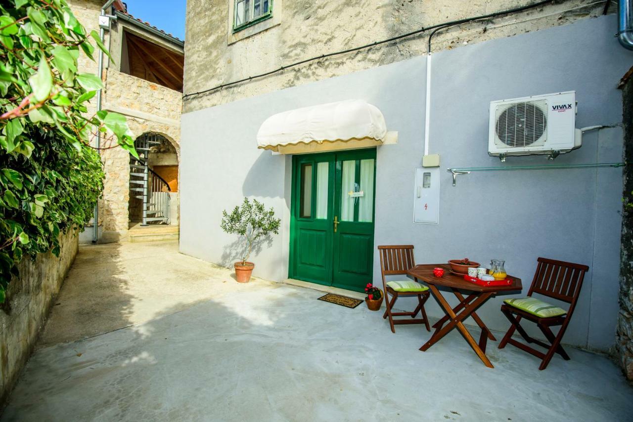 Rustica Apartments شيبينيك المظهر الخارجي الصورة